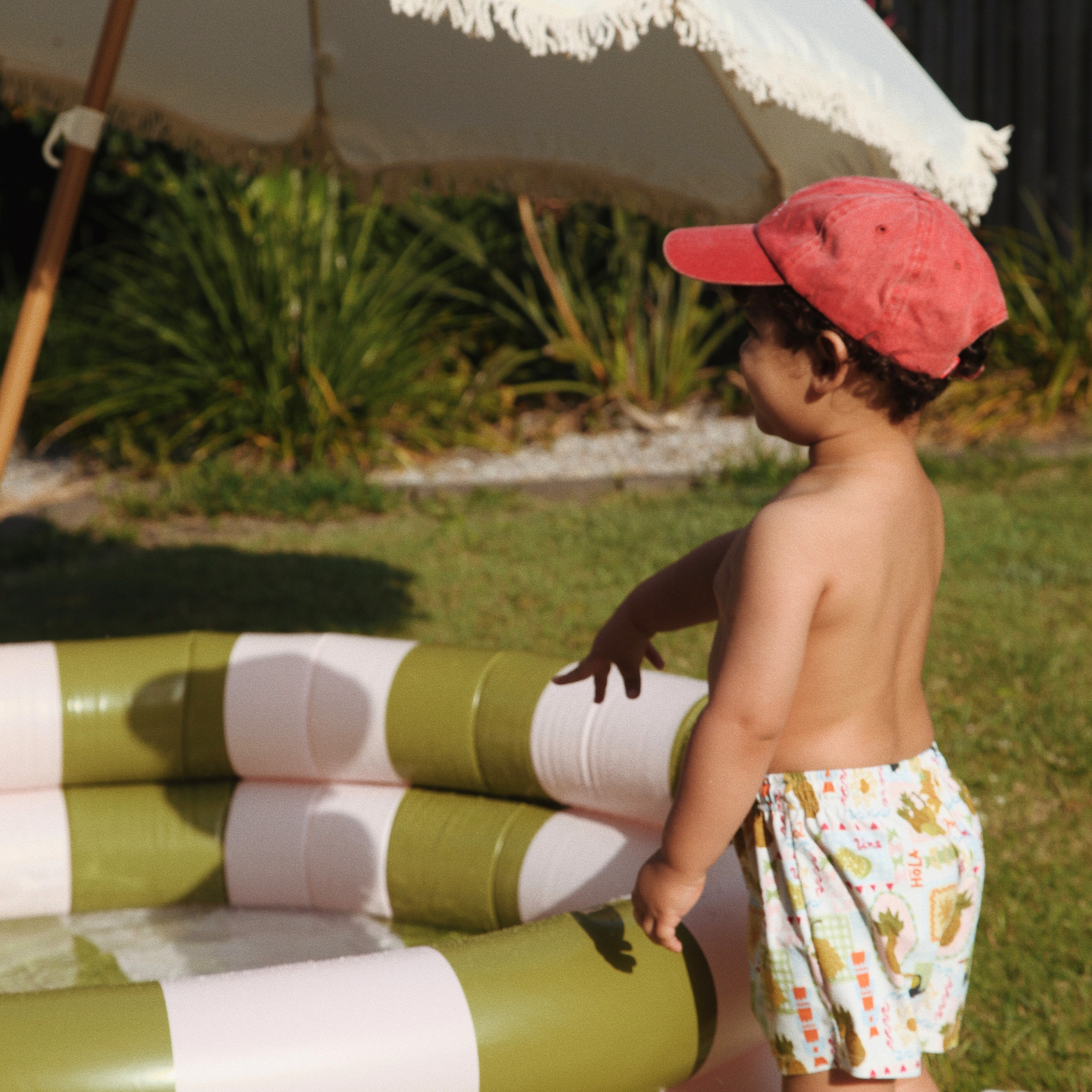 Bubbly Bev Pool